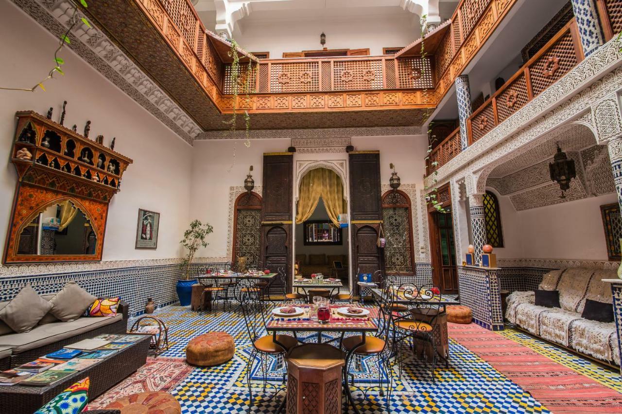 L'artiste Riad 3*