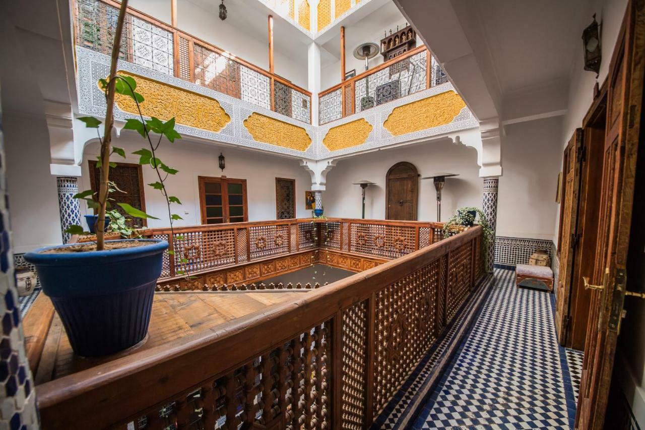 L'artiste Riad 3*